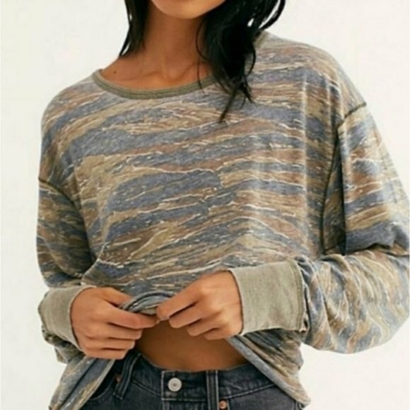 We The Free Top Arielle Tiger Combo Long Sleeve Tee XS - Picture 1 of 8